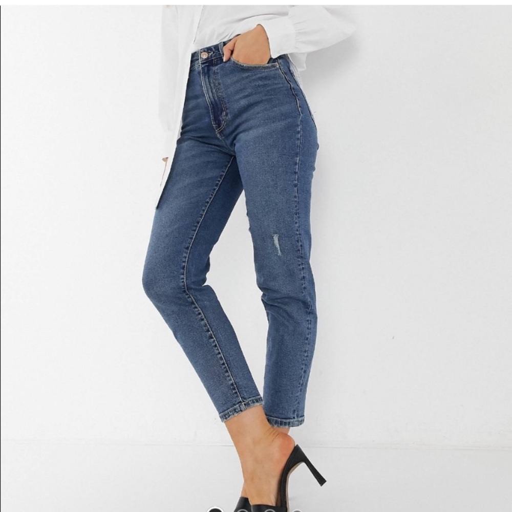 Stradivarius slim mom jeans sz 2